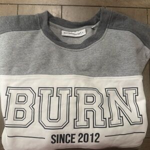 Burn Women's Gray and White Crew Neck Sweater